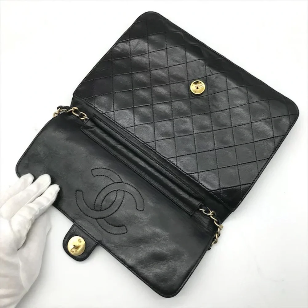 Authentic CHANEL black lambskin single flap classic 24k gold hardware bag